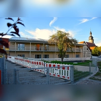 Der Kitaanbau in Aurach ist außer den Außenanlagen fertiggestellt und ist bereits in Betrieb. Mitte Oktober ist die Einweihung vorgesehen.  (Foto: Werner Wenk)