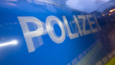 Bei einem Verkehrsunfall ist ein Motorradfahrer schwer verletzt worden. (Symbolbild) (Foto: Marijan Murat/dpa)