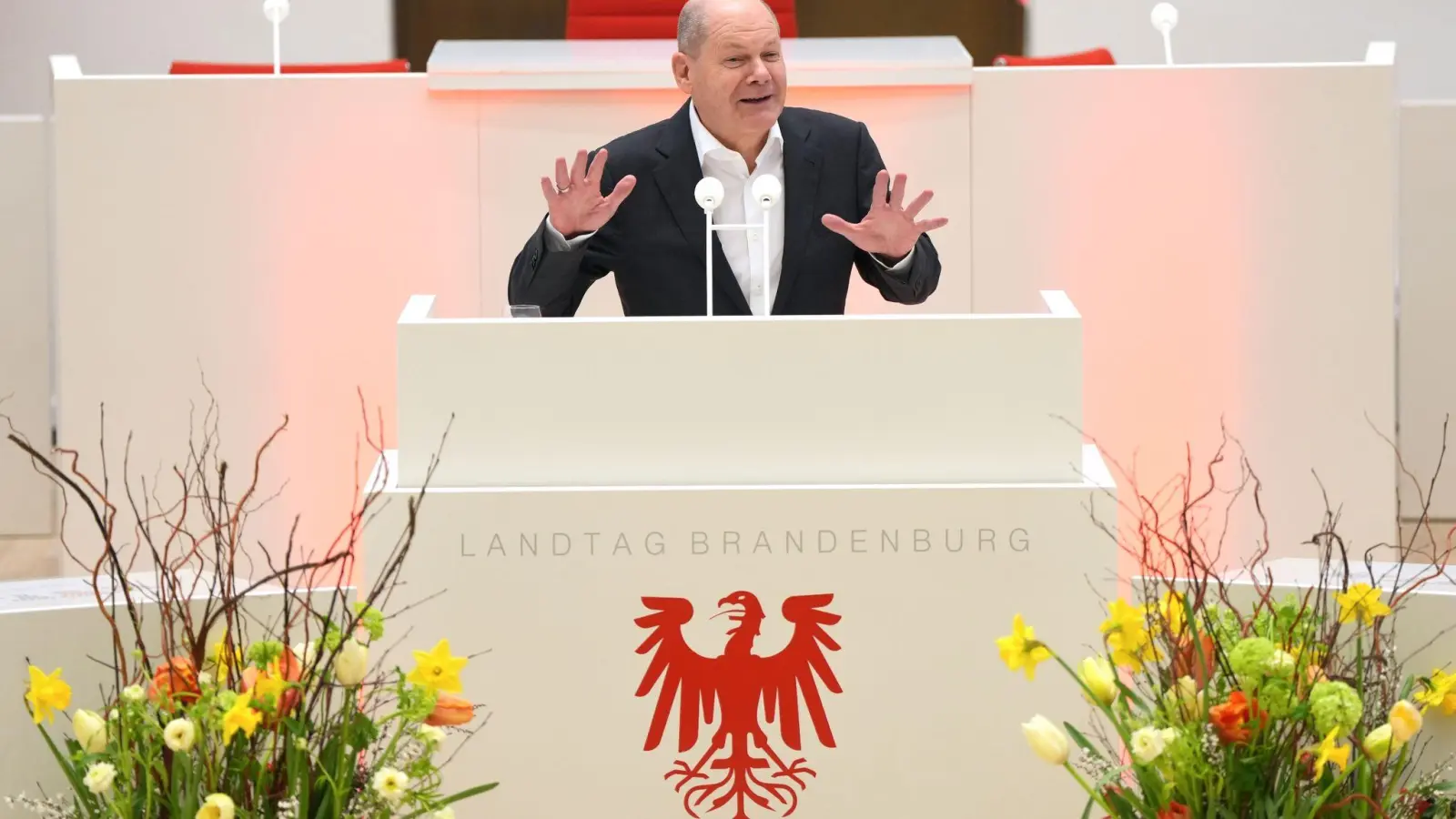 Beim Frühjahrsempfang der SPD-Fraktion im Brandenburger Landtag spricht kein Geringerer als Bundeskanzler Olaf Scholz. (Foto: Soeren Stache/dpa)