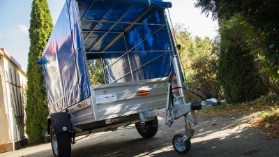 Welche Anhängelast ein E-Auto ziehen darf, steht im Fahrzeugschein. (Foto: Christin Klose/dpa-tmn)