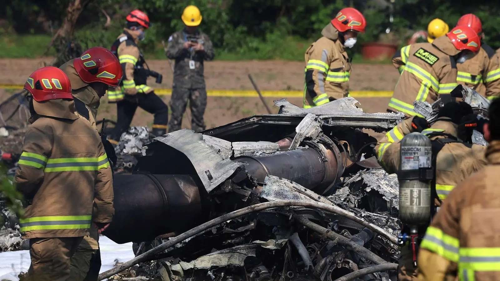 In Südkorea ist ein Patrouillenflugzeug der Marine mit vier Menschen an Bord abgestürzt. (Foto: Lee Mu-yeul/Newsis/AP/dpa)