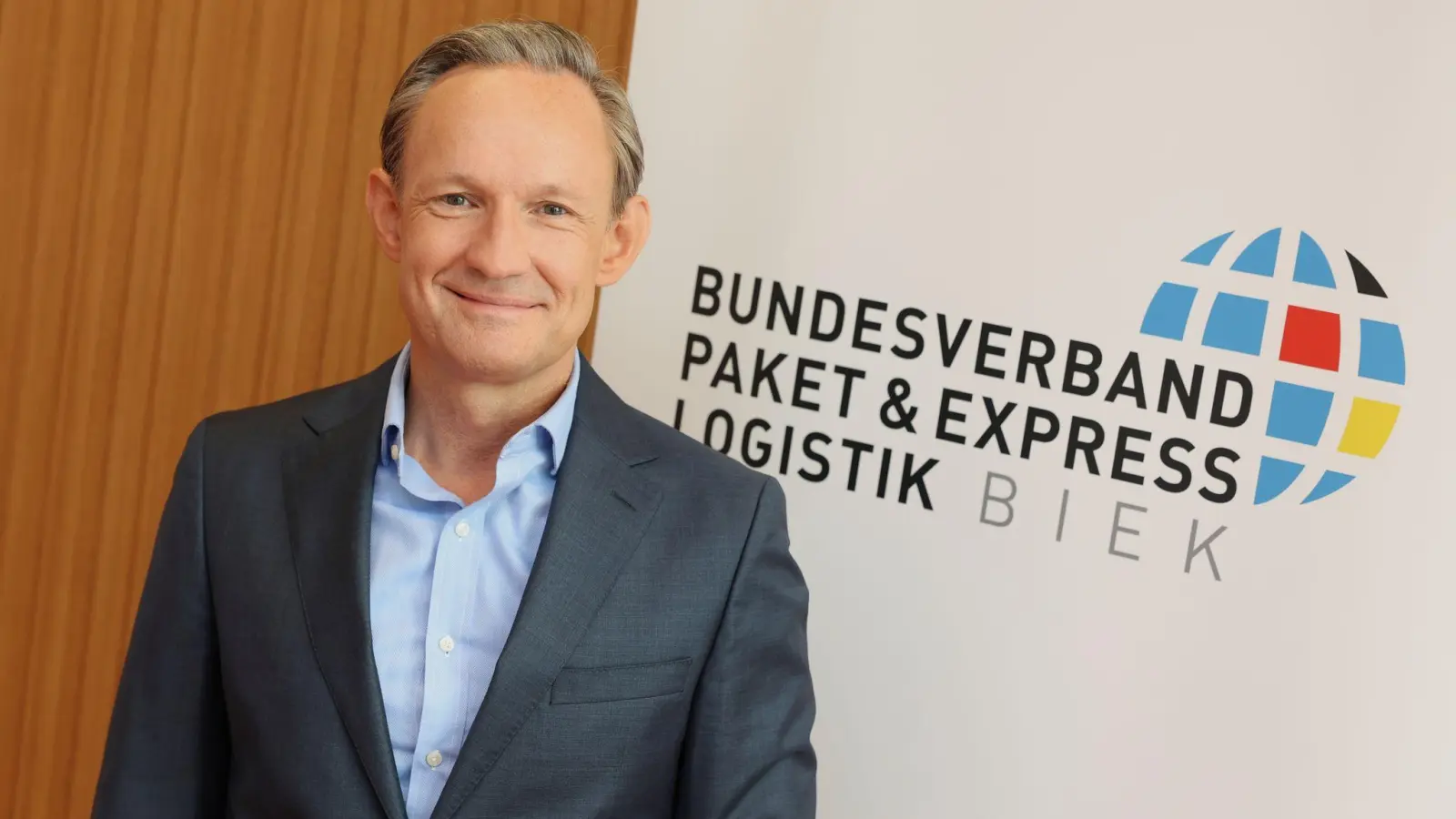 Marten Bosselmann stellte die Post- und Paket-Studie des Branchenverbandes Biek  vor. (Foto: Joerg Carstensen/dpa)