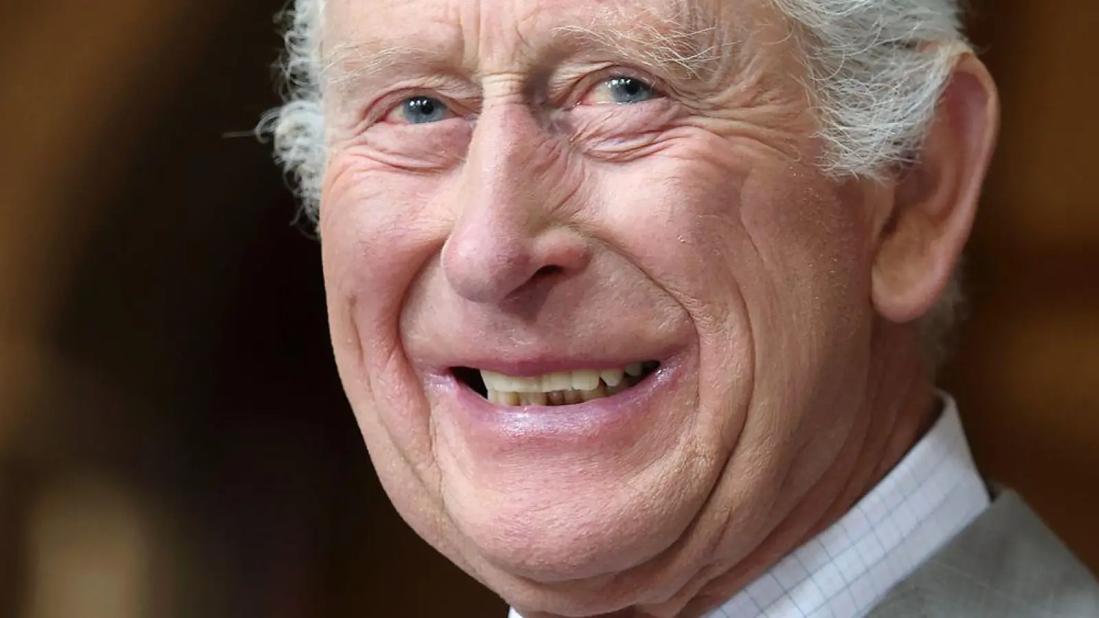 Der König bekam unter anderem DVDs, ein Insektenhotel und ein Luxusauto. (Foto: Chris Jackson/PA Wire/dpa)