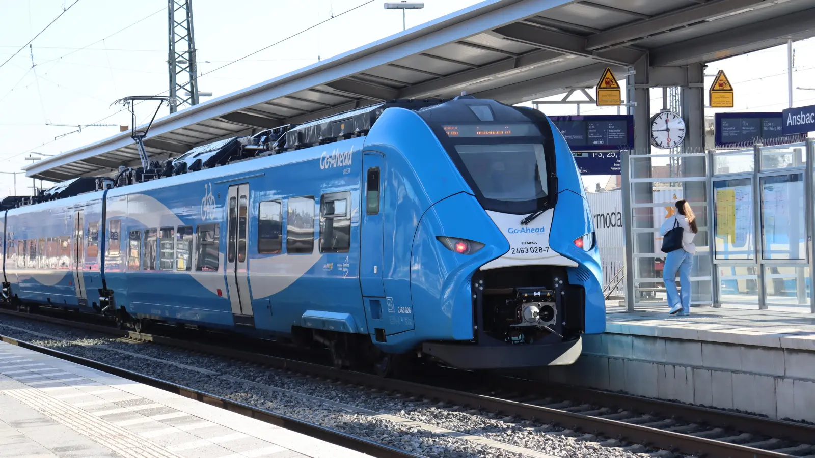 So schlimm wie in den Weihnachtsferien ist es nicht mehr, aber vom Idealzustand ist der Betrieb bei Go-Ahead Bayern ein gutes Stück entfernt, klagen Fahrgäste. (Foto: Thomas Schaller)