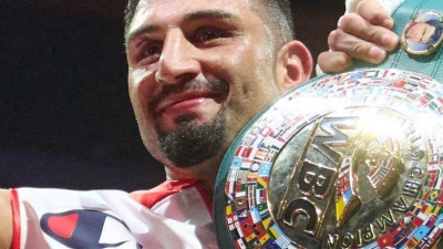 Kabayel darf seinen WM-Interimsgürtel behalten. (Foto: Bernd Thissen/dpa)