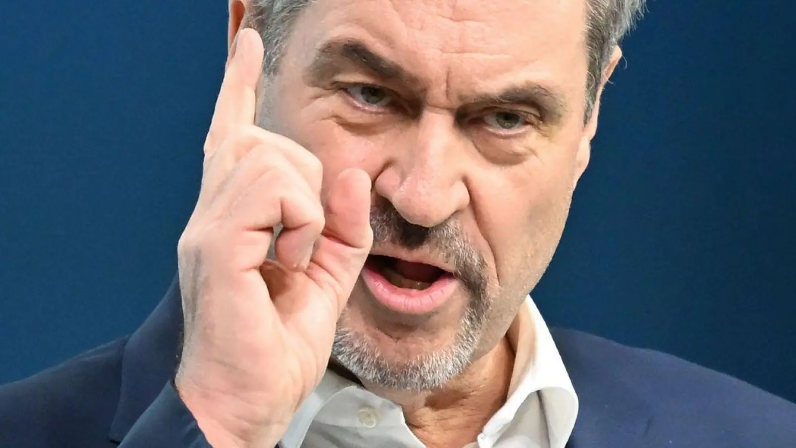 Söder war zu Gast bei der Schwesterpartei. (Foto: Katharina Kausche/dpa)