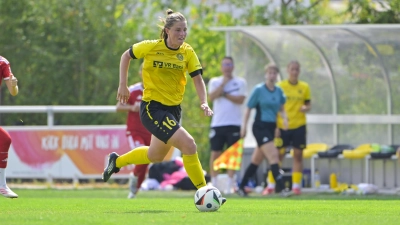 Meike Bohn (hier in einem Testspiel) traf auch im Pokal für den SV Weinberg ins Tor. (Foto: Martin Rügner)