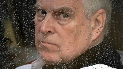 Andrew verliert auch die verbliebenen Titel und Ehren. (Archivbild) (Foto: Toby Melville/Pool Reuters/dpa)