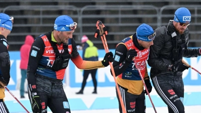 Die Ski der Biathleten werden auch beim Weltcup in Oslo ein großes Thema sein. (Foto: Hendrik Schmidt/dpa)