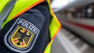 Der 46-Jährige hatte Glück: Die lebensgefährliche Fahrt überstand er unversehrt. (Symbolbild) (Foto: Patrick Seeger/dpa)