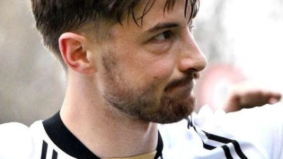 Lukas Petkov erzielte gegen Bielefeld zwei Tore. (Foto: Harald Tittel/dpa)