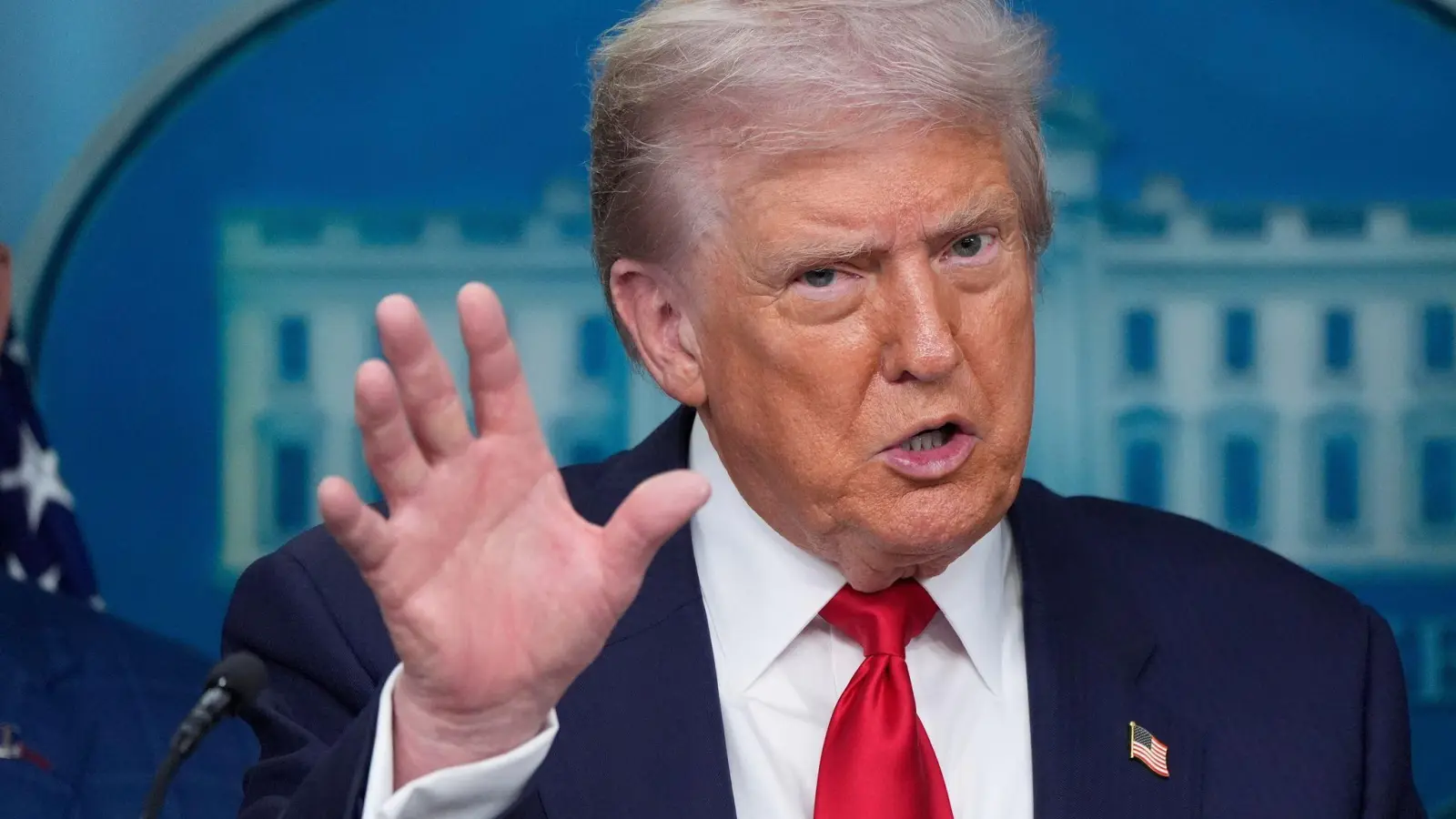 Sein Zollpaket brachte die Börsen zum Einsturz: US-Präsident Donald Trump. (Foto: Alex Brandon/AP/dpa)