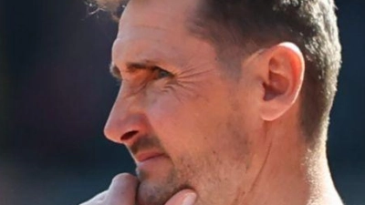 Miroslav Klose erwartet von seiner Mannschaft wieder ein Erfolgserlebnis. (Archivbild) (Foto: Daniel Karmann/dpa)