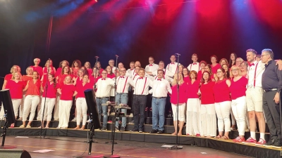 Der Chor „Choralle” begeisterte sein Publikum mit einem abwechslungsreichen und außergewöhnlichen Repertoire. (Foto: Nicole Paskow)