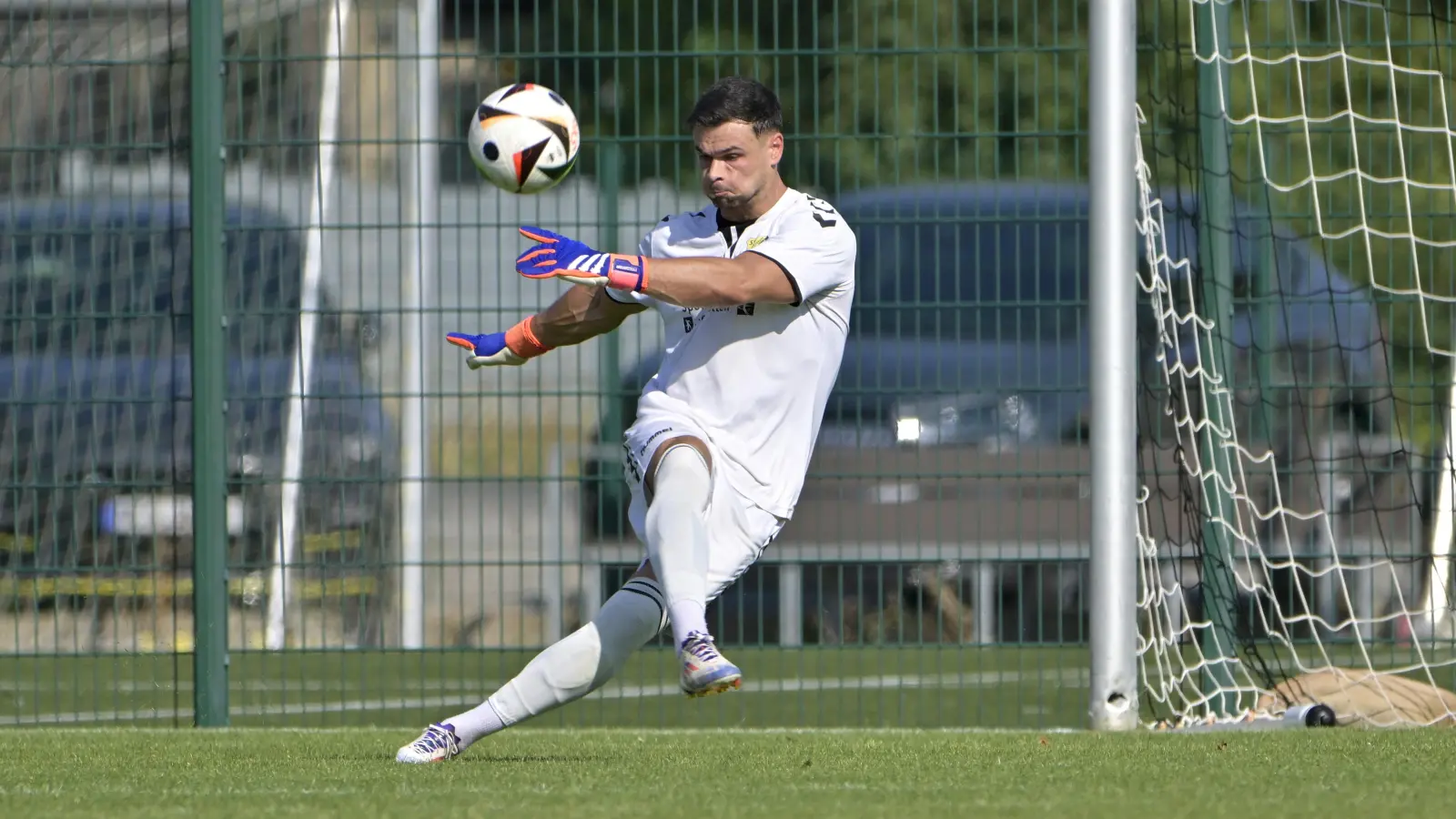 Ließ keinen Ball durch: Steinachgrunds Torhüter Daniel Himmrich (hier bei einem anderen Spiel). (Foto: Martin Rügner)