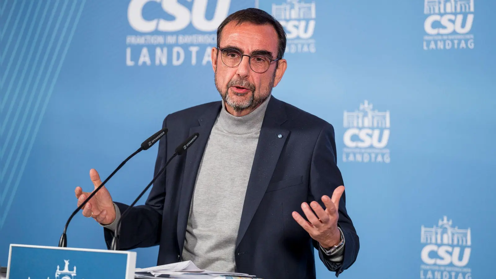 Klaus Holetschek wurde im CSU-Bezirksverband Schwaben als Vorsitzender in seinem Amt bestätigt. (Archivbild) (Foto: Daniel Vogl/dpa)