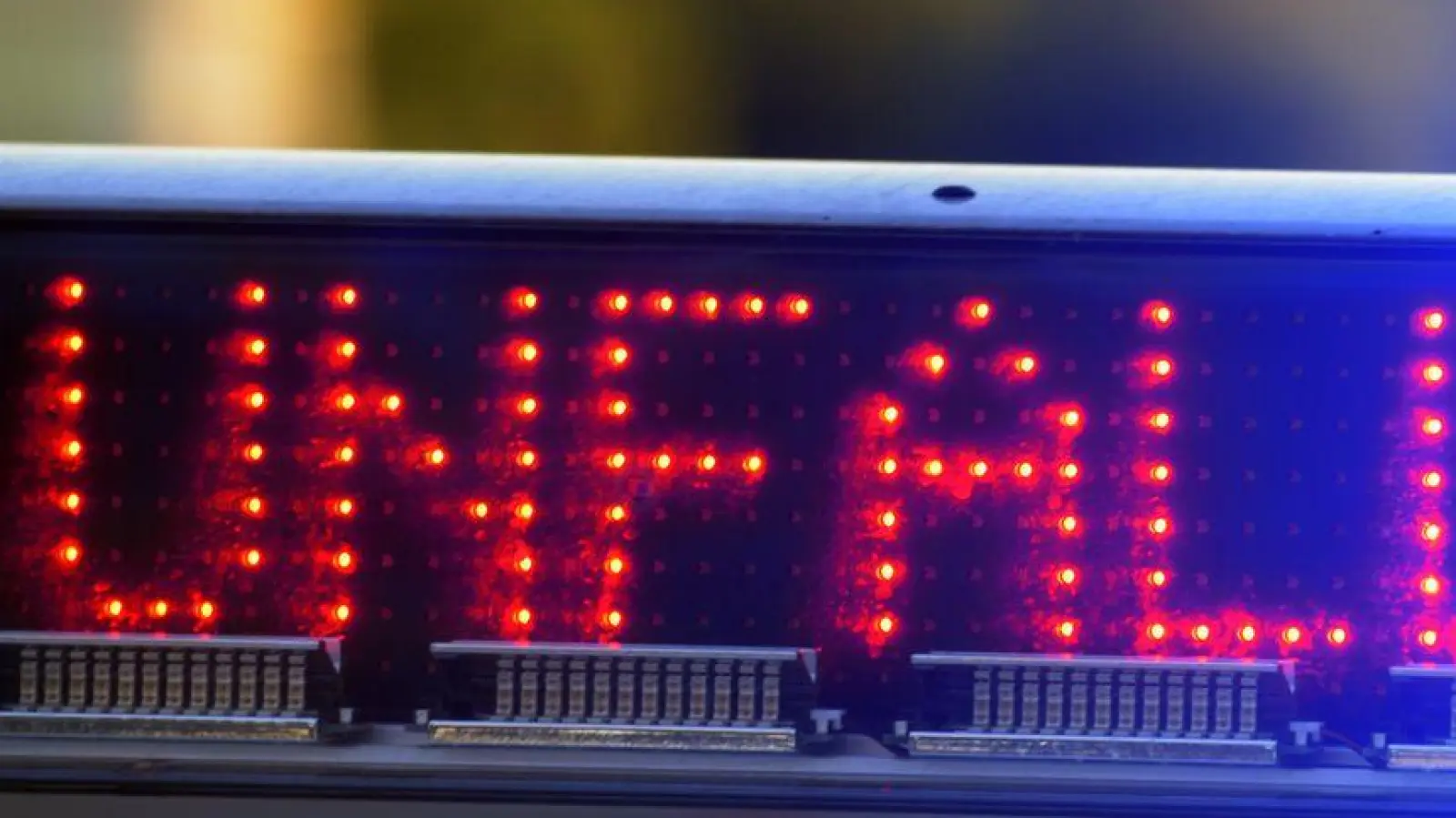 Die Polizei ermittelt nun zu den Hintergründen des Unfalls. (Symbolbild) (Foto: Stefan Puchner/dpa)