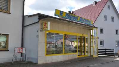 Der Edeka und damit der einzige Laden für den täglichen Bedarf in Mitteleschenbach schließt zum Ende des Monats seine Türen. (Foto: Jonas Volland)