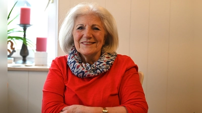 Maria Winterstein wird für ihr Engagement beim Dinkelsbühler Tisch mit dem FLZ-Ehrenamtspreis für Januar ausgezeichnet.  (Foto: Manfred Blendinger)