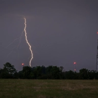 Gewitter, Unwetter, Blitze, Symbolbild, Blitzeinschlag<br>Aufgenommen zwischen Emskirchen und Dürnbuch auf Richtung Hagenbüchach (Foto: Mirko Fryska)