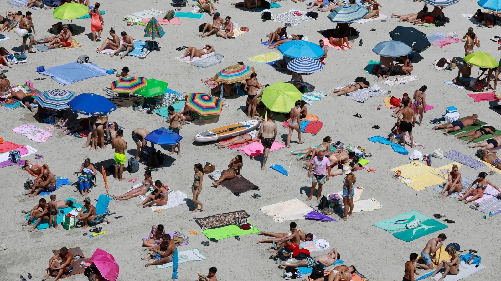 Smartphone-Pause im Urlaub? Das kommt laut einer Umfrage nur für jeden Fünften in Frage. (Foto: Clara Margais/dpa/dpa-tmn)