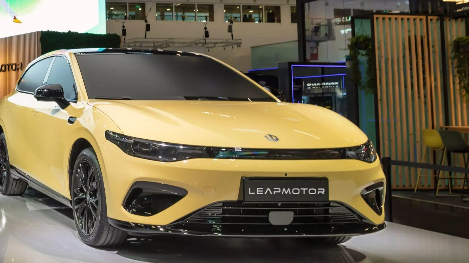 Leapmotor zeigt schon mal seinen neuen B05, hält sich aber mit Eckdaten eher zurück. (Foto: Leapmotor/dpa-tmn)