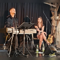 Nevio Passaro und Megan Henry erzählten zwischen den Liedern immer wieder viel Persönliches aus dem eigenen Leben. (Foto: Nicole Paskow)