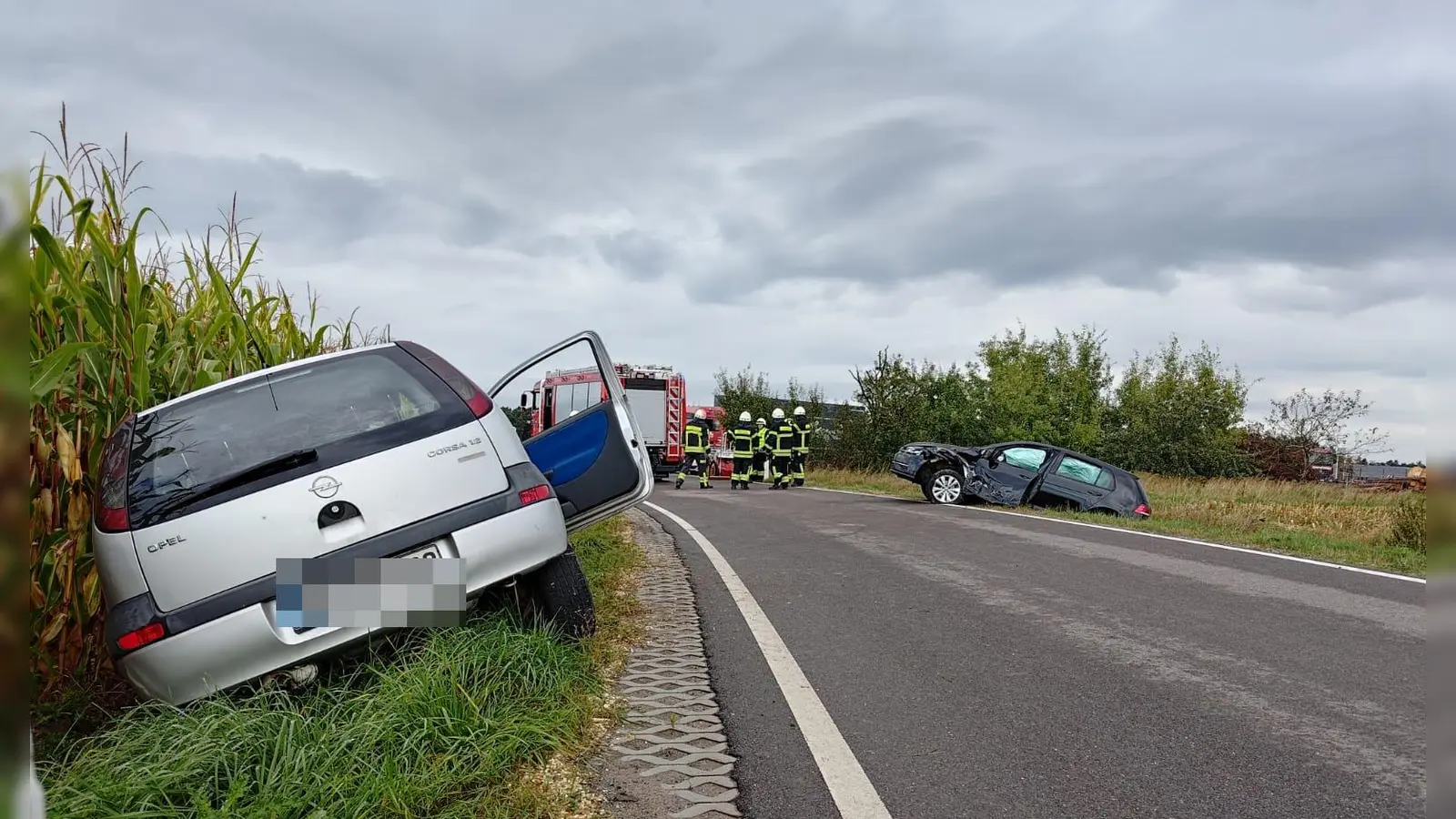 Die Polizei sucht Zeugen. (Symbolbild: David Inderlied/dpa)