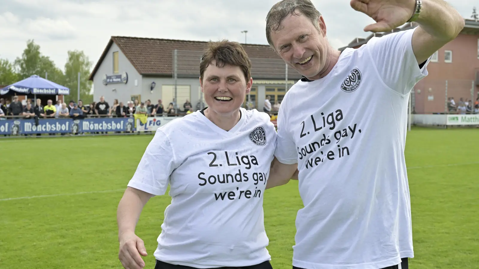 Erfolgsduo auf der Trainerbank feiert erstmals gemeinsam: Petra Amslinger und Jürgen Schmidt. (Foto: Martin Rügner)