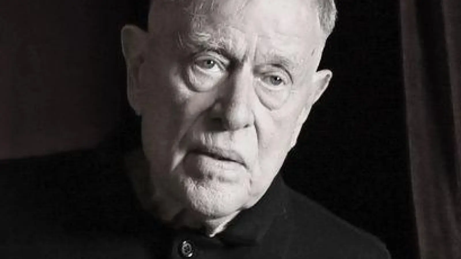 Claus Peymann ist im Alter von 88 Jahren gestorben. (Archivbild von 2022) (Foto: Jens Kalaene/dpa)