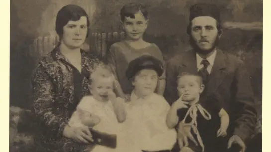 Ein Foto von Rachel Hanans Familie - nur sie selbst überlebte Auschwitz. (Foto: -/Privat/dpa)