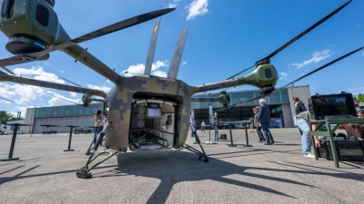 Die unbemannte „Grille“ soll Verletzte aus Kampfgebieten abtransportieren können. Die Bundeswehr geht dafür in den Testbetrieb. (Archivbild) (Foto: Peter Kneffel/dpa)