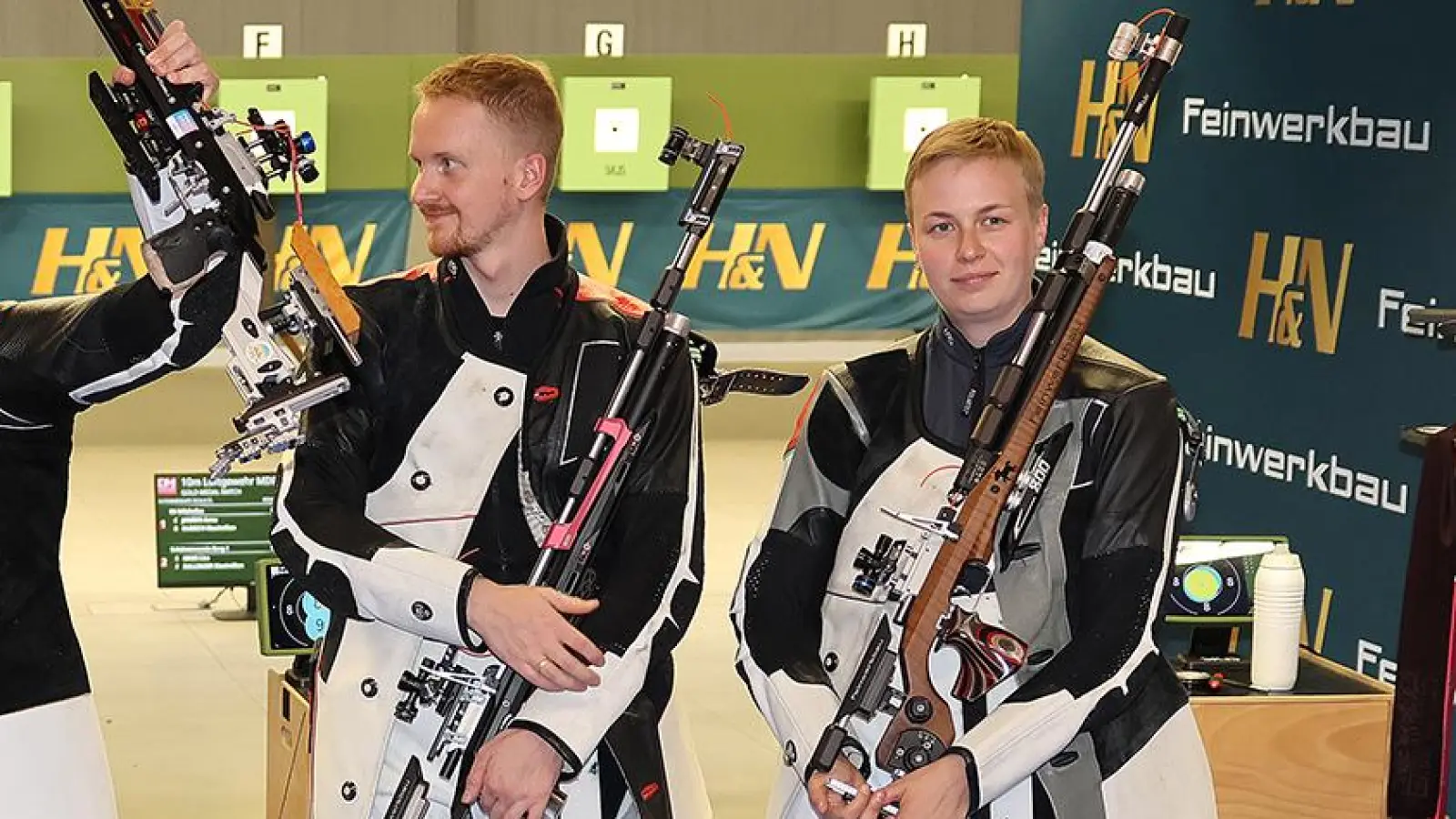 Hanna Bühlmeyer und Daniel Bühlmeyer bei der Deutschen Meisterschaft. (Foto: Deutscher Schützenbund)