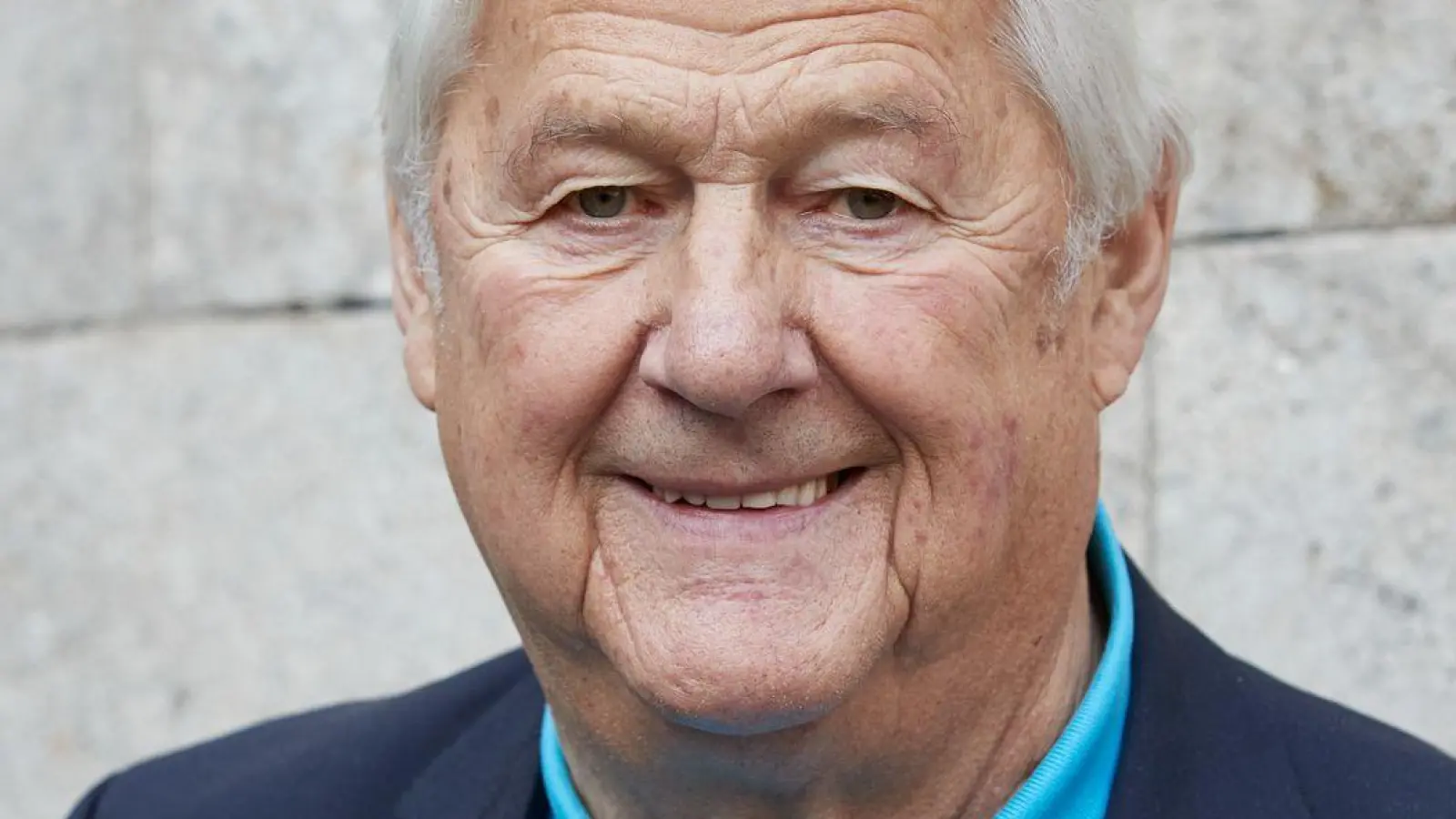 Trauer um eine Werder-Legende: Max Lorenz ist gestorben. (Archivbild) (Foto: Georg Wendt/dpa)