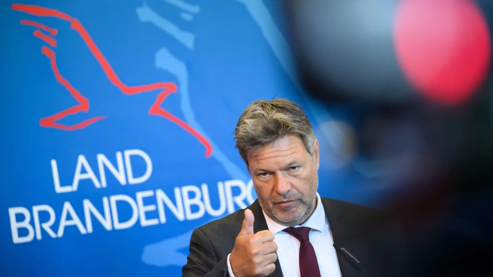 Robert Habeck (Bündnis 90/Die Grünen), hat sich zum Kohleausstieg geäußert. (Foto: Bernd von Jutrczenka/dpa)